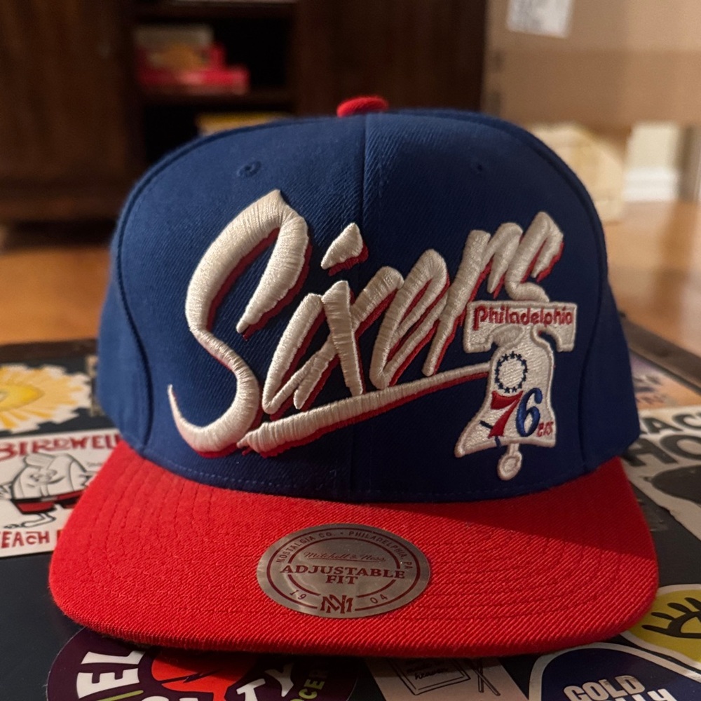 Mitchell & Ness Philadelphia 76ers Hardwood Classics Snapback Hat Adjustable